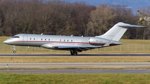 Photo of 9H-LXX - Bombardier Global 6000 operated by VistaJet