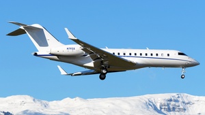 Photo of N793X - Bombardier Global 5000 operated by Solairus Aviation