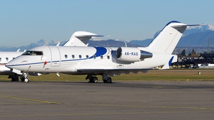 Photo of A6-RAS - Bombardier Challenger 604 operated by DC Aviation Al-Futtaim
