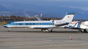 Photo with serial 5562 - Gulfstream GV-SP (G550)
