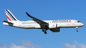 Photo of F-HZUR - Airbus A220-300 operated by Air France
