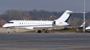 Photo of N715TS - Bombardier Global 6000 operated by Solairus Aviation
