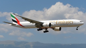 Photo of A6-EQO - Boeing 777-31H(ER) operated by Emirates