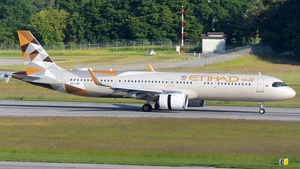 Photo of A6-LRH - Airbus A321-251NX operated by Etihad Airways