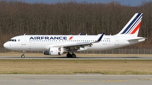 Photo of F-HEPH - Airbus A320-214 operated by Air France