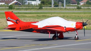 Photo of D-MMMG - Alpi Pioneer 300 Griffon operated by Private