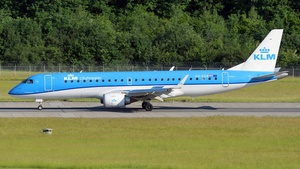 Photo of PH-EZB - Embraer ERJ-190STD operated by KLM Cityhopper