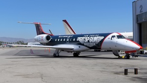 Photo of N259JX - Embraer ERJ-135LR operated by JetSuiteX