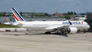 Photo with serial 616 - Airbus A350-941