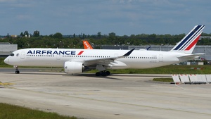 Photo of F-HUVE - Airbus A350-941 operated by Air France