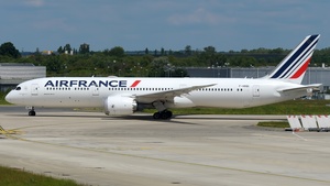 Photo of F-HRBI - Boeing 787-9 Dreamliner operated by Air France