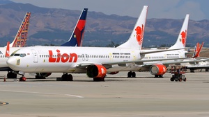 Photo of N934DB - Boeing 737-9GP(ER) operated by Castlelake