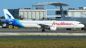Photo of 8Q-IAI - Airbus A321-211 operated by Maldivian
