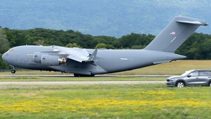 Photo of 07-7186 - Boeing C-17A Globemaster III operated by US Air Force