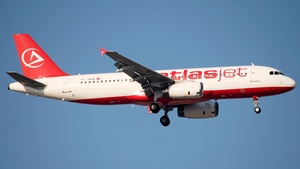 Photo of TC-OGK - Airbus A320-232 operated by Atlasjet