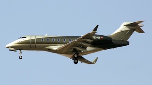 Photo of OE-HII - Bombardier Challenger 300 operated by Amira Air