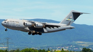 Photo of 06-6165 - Boeing C-17A Globemaster III operated by US Air Force