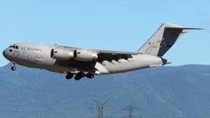 Photo of 04-4133 - Boeing C-17A Globemaster III operated by US Air Force