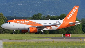 Photo of OE-LQN - Airbus A319-111 operated by easyJet Europe