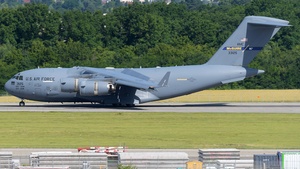 Photo of 03-3125 - Boeing C-17A Globemaster III operated by US Air Force