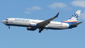Photo of TC-SNU - Boeing 737-8HC operated by SunExpress