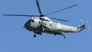 Photo of 159356 - Sikorsky VH-3D Sea King operated by US Marine Corps