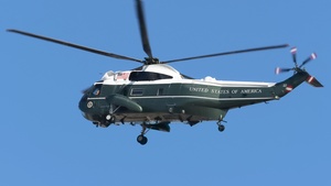 Photo of 159355 - Sikorsky VH-3D Sea King operated by US Marine Corps