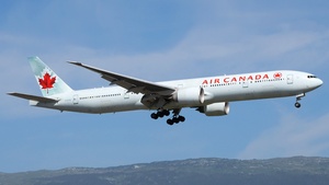 Photo of C-FIVQ - Boeing 777-333(ER) operated by Air Canada