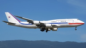 Photo of 22001 - Boeing 747-8B5 operated by Government of the Republic of Korea