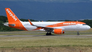 Photo with serial 6192 - Airbus A320-214
