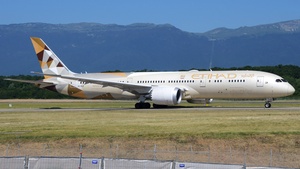 Photo of A6-BLB - Boeing 787-9 Dreamliner operated by Etihad Airways