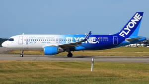 Photo of ER-00004 - Airbus A320-214 operated by FlyOne
