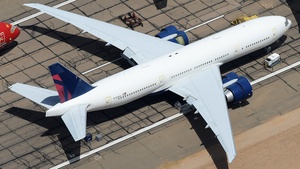 Photo of N709DN - Boeing 777-232(LR) operated by Delta Air Lines