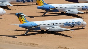 Photo with serial 49765 - McDonnell Douglas MD-88