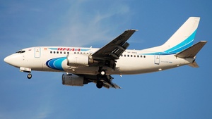 Photo with serial 25230 - Boeing 737-528