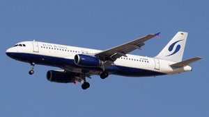 Photo of D-ANNE - Airbus A320-232 operated by Blue Wings