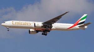 Photo of A6-EBO - Boeing 777-36N(ER) operated by Emirates