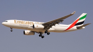 Photo of A6-EAH - Airbus A330-243 operated by Emirates