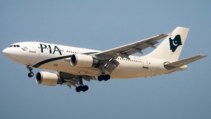 Photo of AP-BEQ - Airbus A310-308 operated by PIA Pakistan International Airlines