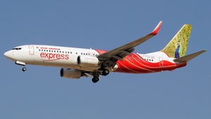 Photo of VT-AXT - Boeing 737-8HG operated by Air India Express