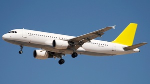 Photo of D6-CAS - Airbus A320-214 operated by Sudan Airways (opb Comoro Islands Airline)