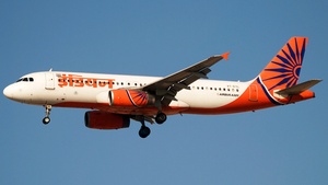 Photo of VT-EYL - Airbus A320-231 operated by Indian Airlines