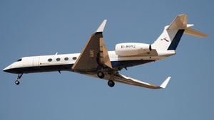 Photo of B-8092 - Gulfstream GV operated by Deer Jet