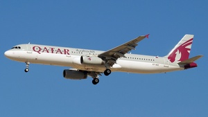 Photo of A7-ADZ - Airbus A321-231 operated by Qatar Airways