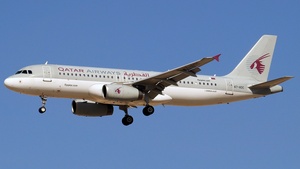 Photo of A7-ADC - Airbus A320-232 operated by Qatar Airways