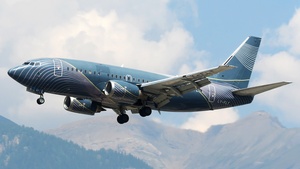 Photo of LY-FLT - Boeing 737-522 operated by KlasJet