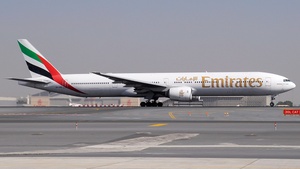 Photo of A6-EMO - Boeing 777-31H operated by Emirates