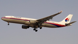 Photo of 9M-MKF - Airbus A330-322 operated by Malaysia Airlines