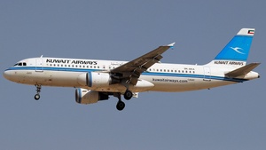 Photo of 9K-AKA - Airbus A320-212 operated by Kuwait Airways