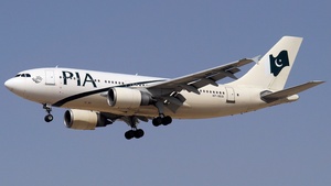 Photo of AP-BEB - Airbus A310-308 operated by PIA Pakistan International Airlines